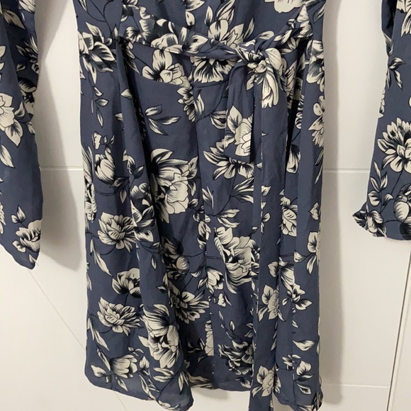 Floral full-sleeved Summer Dress - Picture 4 of 4